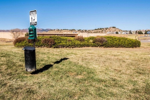 La Quinta Inn & Suites by Wyndham Colorado Springs Garden Of The image 6